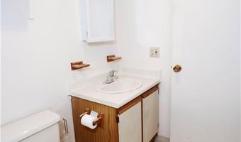 66 Girard Ave 106, Newport, RI 02840