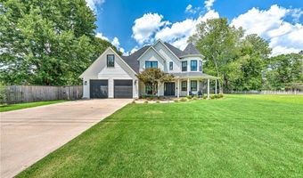 103 NE 7th St, Bentonville, AR 72712