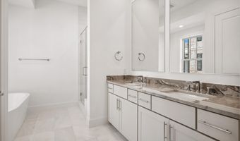 5033 Magnolia Cir, Addison, TX 75001