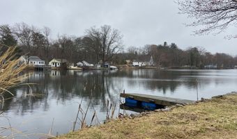 3 Maple Dr, Ashford, CT 06278