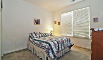 10 Vineyard Way, Barnegat, NJ 08005