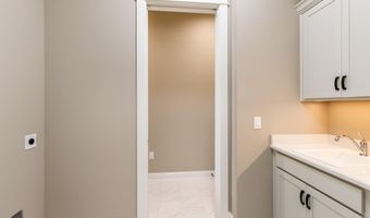 2005 Ada Hayden Rd, Ames, IA 50010