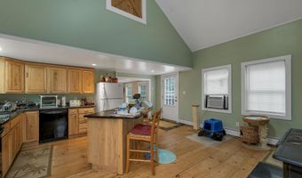 239 Wentworth Rd, Brookfield, NH 03872