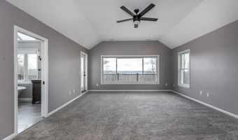 4 Sunrise Ln, Bridgewater, CT 06752