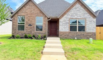 2905 SW Lovely Ln, Bentonville, AR 72713