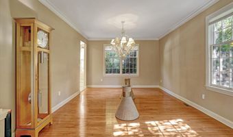 26 Bruns Rd, Allenhurst, NJ 07711