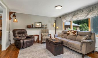 212 Wentworth Rd, Brookfield, NH 03872