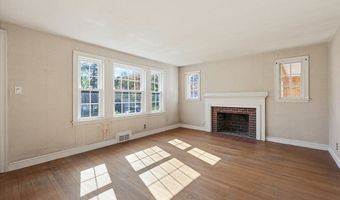2 Perham St, Bedford, MA 01730