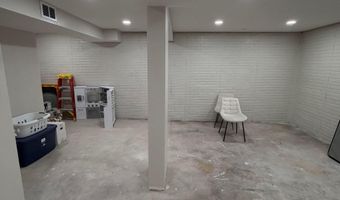 1620 E Elm St, Algona, IA 50511