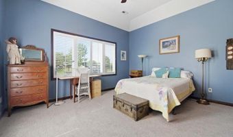 601 Stone Lake Cir, Augusta, KS 67010