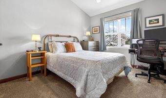 1148 W WILLIS Way, Appleton, WI 54913