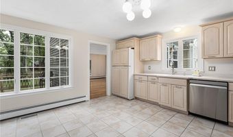 475 Red Chimney Dr, Warwick, RI 02886