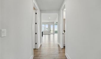 1617 Grayhawk Dr, Basehor, KS 66007