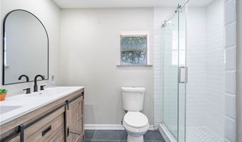 1002 E Hill Ave, Alice, TX 78332