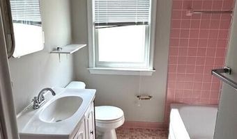 907 Bruce St, Ann Arbor, MI 48103