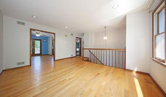 421 7th Ave, Atlantic Highlands, NJ 07716