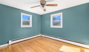 79 Nimitz Rd, East Providence, RI 02916