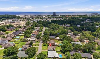 319 Eastview Dr, Biloxi, MS 39531