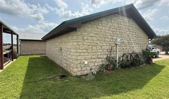 302 A Poplar St, Hico, TX 76457