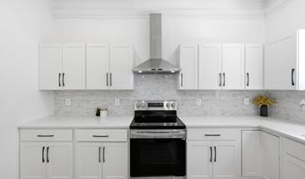 3249 ARUNDEL ON THE BAY Rd, Annapolis, MD 21403