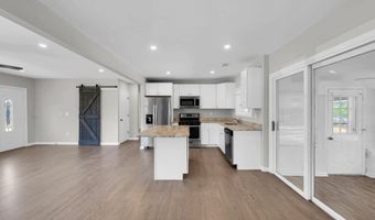 332 Beach Ave, Beachwood, NJ 08722
