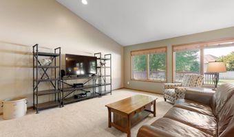 1300 26TH St SW, Austin, MN 55912