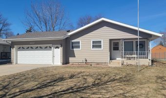 1607 SE 12th Ave, Aberdeen, SD 57401