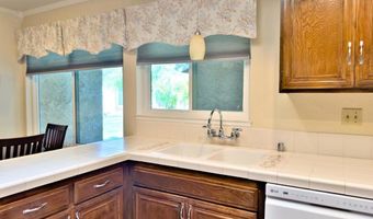 23132 Village 23, Camarillo, CA 93012