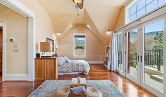 767 Oak St, Ashland, OR 97520