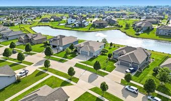 2908 NW Sharmin Dr, Ankeny, IA 50023