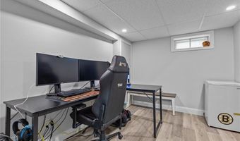 16 Flynn Ave, Cranston, RI 02920