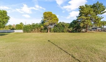 2029 W SHAWNEE Dr, Chandler, AZ 85224