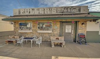 107 N Main Ave, Alburnett, IA 52202