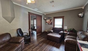 308 W Church St, Aurora, MO 65605