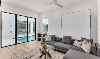 1306 W SMITH St, Orlando, FL 32804