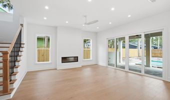 340 9TH St, Atlantic Beach, FL 32233