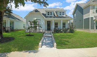121 Grande View Dr, Biloxi, MS 39531