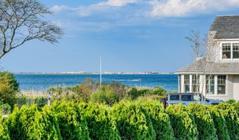 22 Kent Rd, Barnstable, MA 02630