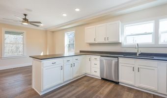214 16th St, Bedford, IN 47421