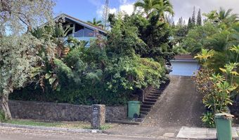 46-204 Yacht Club St, Kaneohe, HI 96744