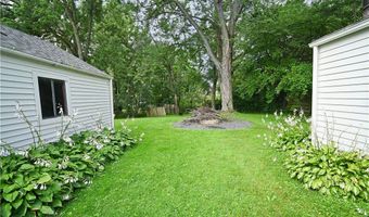 446 S Edgehill Ave, Austintown, OH 44515