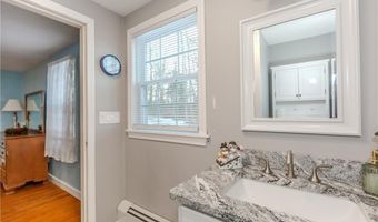 23 Roselawn Ave, North Smithfield, RI 02824