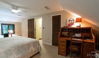 265 Great Oak Dr, Athens, GA 30605