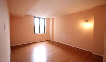 7401 WESTLAKE Ter 610, Bethesda, MD 20817