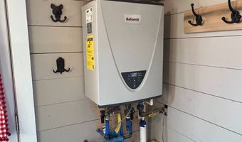 1383 HogBack Rd, Albany, KY 42602