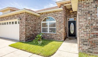 745 Champagne Dr, Biloxi, MS 39532