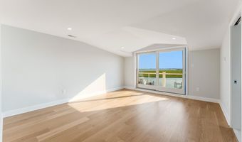 805 21st St, Avalon, NJ 08202