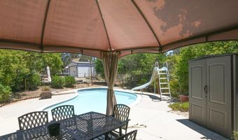 3096 Coral Tree Ln, Fallbrook, CA 92028