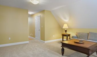 21 Wiggin Rd, Bedford, NH 03110