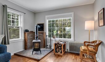 52 Biggs St, Barre, VT 05641